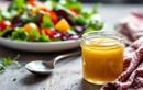 Le détail qui sépare les vinaigrettes ordinaires des vinaigrettes de chefs se cache dans ce très simple ingrédient !