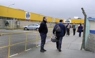 Les salariés demandent la création d'un comité de suivi auquel ils seraient associés.