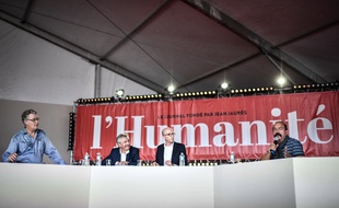 Le haut-commissaire aux retraites Jean-Paul Delevoye a défendu samedi le projet de réforme des retraites du gouvernement face au patron de la CGT.