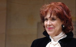 Assia Djebar, à Paris le 22 juin 2006.