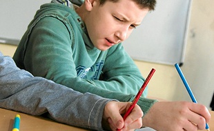 Les jeunes enfants sont plus réceptifs aux langues étrangères.