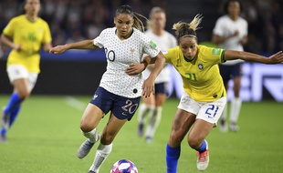 Delphine Cascarino est entrée en jeu en fin de rencontre lors du huitième de finale contre le Brésil (2-1).