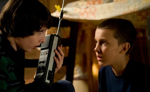 Mike (Finn Wolfhard) et Eleven (Millie Bobby Brown), dans «Stranger Things».