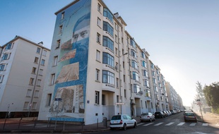 Une femme et ses quatre enfants ont été trouvés morts dans cet immeuble de Lyon, le 5 décembre 2015.