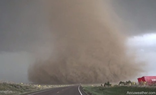 Un tornade a frappé le Colorado samedi 7 mai 2016.