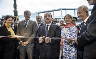 François Hollande, Ségolène Royal et Stéphane Le Foll, à l'inauguration de la Halle Bio du Marché de Rungis le 9 mai 2016.
