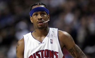 Allen Iverson, transféré aux Detroit Pistons