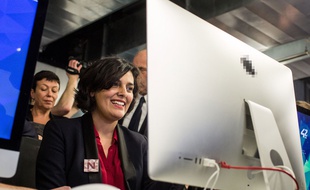 La ministre du Travail Myriam El Khomri en visite à l'école d'informatique privée 42, à Paris, le 3 février 2016.