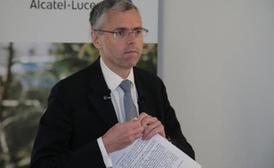 Le directeur général d'Alcatel-Lucent, Michel Combes, le 6 février 2015 à Paris