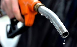 La pression qui sévissait "sans relâche" sur le marché du pétrole depuis 2009 est quelque peu "retombée", a estimé jeudi l'Agence internationale de l'énergie (AIE), qui maintient inchangée, pour le deuxième mois consécutif, sa prévision de demande mondiale de brut.