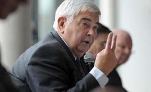 Le président de la Confédération nationale du Crédit Mutuel, Michel Lucas le 25 février 2011 à Strasbourg