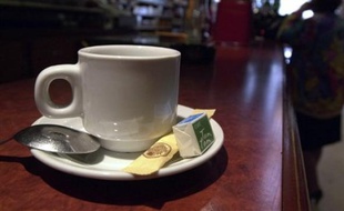 Le café au restaurant coûte en moyenne 1,73 euro mais les prix vont de 1 à 6 euros selon les établissements, selon une enquête réalisée pour le ministère de l'Economie qui "n'étonne pas" les professionnels interrogés par l'AFP.