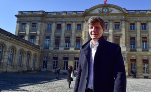 L'adjoint Nicolas Florian a été désigné par la majorité municipale pour succéder à Alain Juppé à la mairie de Bordeaux.