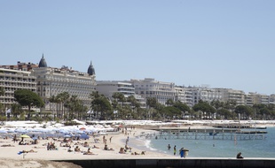 Sur la Croisette, à Cannes, les palaces n’ont pas encore rouvert