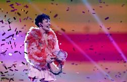 Eurovision, aurores boréales et « teuf » tragique sont dans le récap du week-end