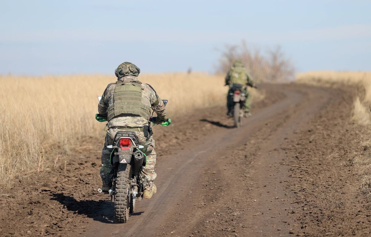 Guerre en Ukraine : Kiev s'attaque à une raffinerie russe, des mercenaires lancent un SOS