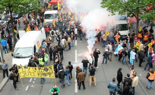 Manifestation de salariés de la SNCF à Paris, le 6 juin 2016