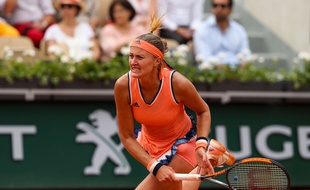 Mladenovic est éliminée de Roland-Garros dès le premier tour.