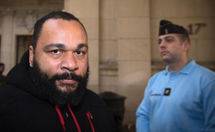 Dieudonné le 13 décembre 2013 au palais de justice à Paris