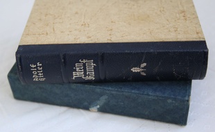 Une copie de «Mein Kampf»