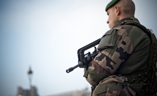 Un soldat de la force Sentinelle le 30 décembre 2016.