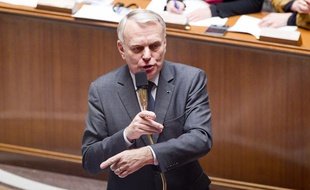 Le premier ministre Jean-Marc Ayrault lors des questions au gourvernement à l'Assemblée Nationale, le 10 avril 2013.
