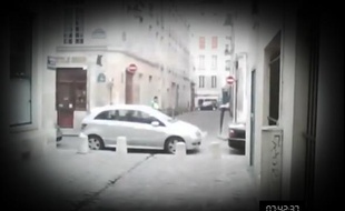 Capture d'écran du film «Dans la peau d'un SDF» réalisé gràce à des caméras minatures par le Samu Social de Paris.