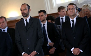 Edouard Philippe et Emmanuel Macron durant la messe d'hommage au père Jacques Hamel, tué le 26 juillet 2016 par deux djihadistes dans son église de Saint-Etienne-du-Rouvray.