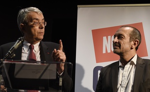 Jean-Jack Queyranne, président socialiste sortant de la région Rhône-Alpes a trouvé un accord avec le PC et Jean-Charles Kohlhass, candidat d'EELV en vue du second tour des régionales en Auvergne-Rhône-Alpes
Lyon, le 7 décembre 2015. AFP / PHILIPPE DESMAZES