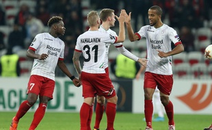 Brian Hamalainen, le joueur de Zulte Waregem, a inscrit un très beau coup franc lors du match contre Nice en Ligue Europa, le 23 novembre 2017.