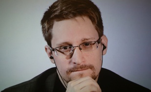 Edward Snowden aime la France, elle non plus