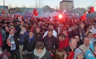 Un écran géant avait été installé en 2013 sur l'esplanade de Gaulle pour la finale de la Coupe de la Ligue (perdue) face à Saint-Etienne.