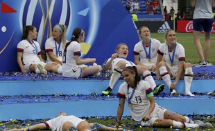 Alex Morgan et ses amies ont pris le temps de bien savourer leur quatrième couronne mondiale.