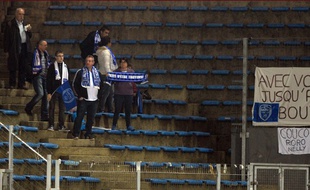 Des supporters de Troyes ayant fait le déplacement à Lorient, lors de la 13e journée de Ligue 1, le 7 novembre 2015.
