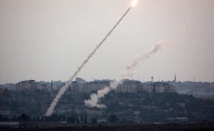 Tirs de roquettes lancés de la bande de Gaza vers Israël le 11 juillet 2014