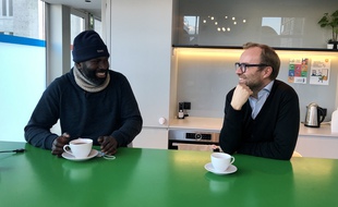 Le 14 janvier 2021, Souleymane et Pierre-Yves Laec, dans les locaux de Nobilito à Nantes