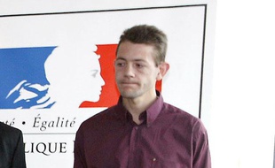 L'ancien coureur cycliste Christophe Bassons, lors d'une conférence de presse au ministère des sports, le 18 mars 2004.