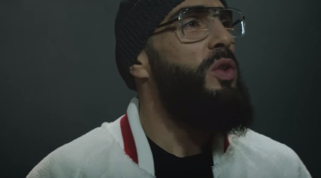 Médine Jihad Le Plus Grand Combat Est Contre Soi Même VIDEO. Médine au Bataclan: Des victimes des attentats s'insurgent des