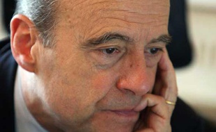 Alain Juppé dans son bureau à la mairie de Bordeaux, le 29 février 2008.