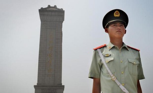 Un responsable chinois est mort noyé au cours d'une séance de torture destinée à lui faire avouer des faits présumés de corruption, a rapporté mercredi la presse.
