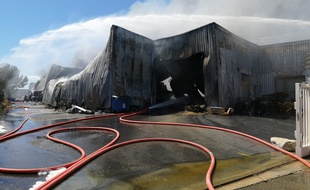 Le hangar a été détruit à Aigues-Mortes