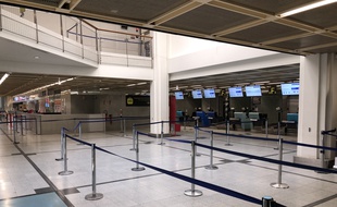 L'aéroport de Nantes entièrement vide, mardi 24 mars 2020.