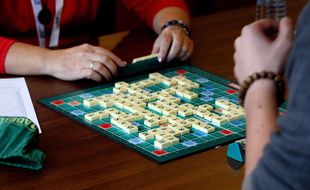 De nombreux pays proposent des championnats nationaux de Scrabble, comme ici en Slovaquie.