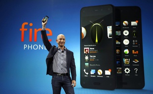 Le patron d'Amazon, Jeff Bezos, a présenté le Fire phone, le 18 juin 2014.