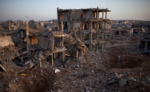 Kobané, ville
de Syrie située à la frontière turque, le 28 février 2015. Par deux fois, l'Etat Islamique a tenté d'en prendre le contrôle