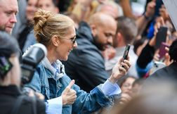 Flashs, fleurs, foule… Céline Dion a mis le feu à Paris