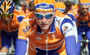 Le quotidien néerlandais De Volkskrant affirme dans son édition de samedi que "le dopage fut toléré au sein de la formation cycliste Rabobank de 1996 jusqu'en 2007", année de l'exclusion du Tour de France du Danois Michael Rasmussen, alors leader de l'équipe.