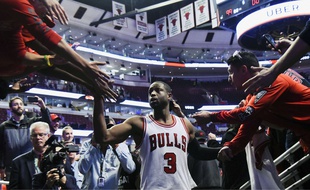 Dwyane Wade a inscrit 22 points pour son tout premier match avec les Chicago Bulls, le 27 octobre 2016 contre les Celtics (105-99).