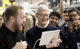Le patron d'Apple, Tim Cook, le 27 mars 2018.