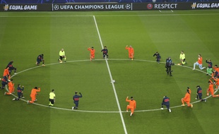 La rencontre entre le PSG et Basaksehir s'était finalement terminée le 9 décembre 2020, après le refus des joueurs de poursuivre la veille à la suite de propos racistes tenus par le 4e arbitre.